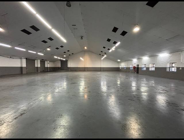 1,054M² FACTORY TO LET IN ATLAS GARDENS